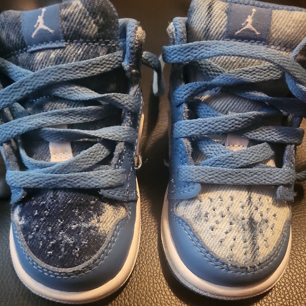 Jordan 1 mid denim